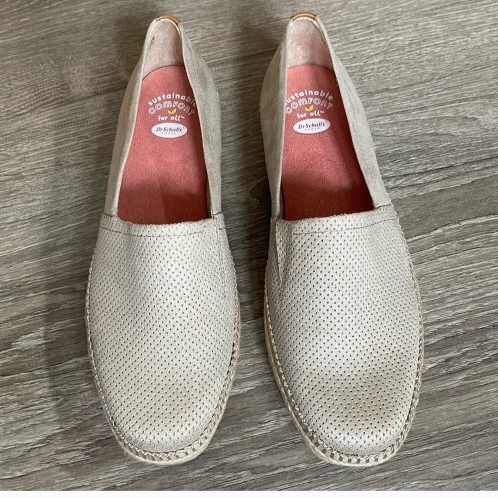 Dr. Scholl's Light Gray Espadrille Slip-Ons. - Picture 3 of 8